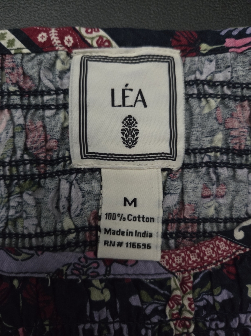 NWT - LEA Cotton Flutter Sleeve Smocked Bodice Variegated Print Midi Dress -Sz M - Picture 9 of 11